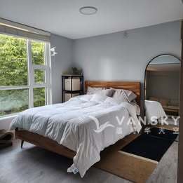 250731110902_bed room.jpg